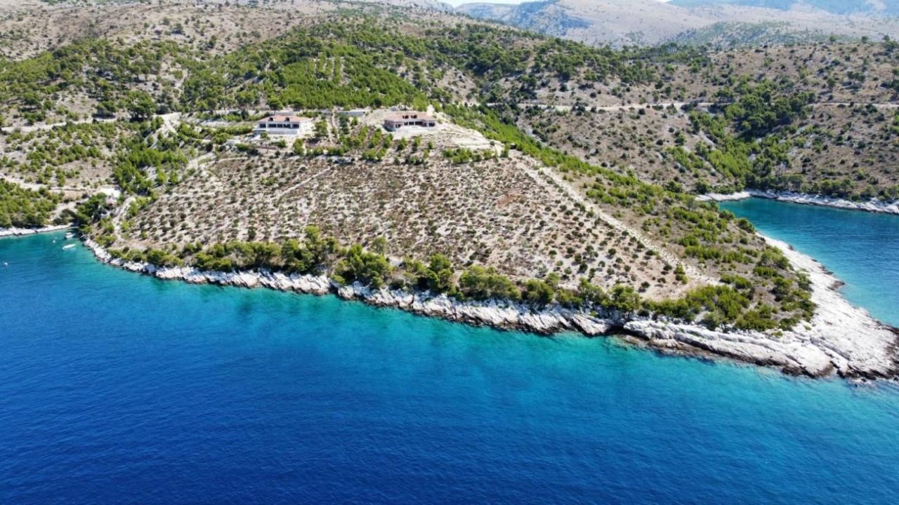 Вилла на острове Брач, Хорватия, 1 000 м² - фото 2