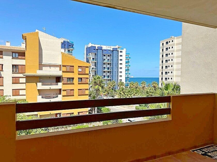 Апартаменты в Пунта Приме, Испания, 90 м² - фото 1