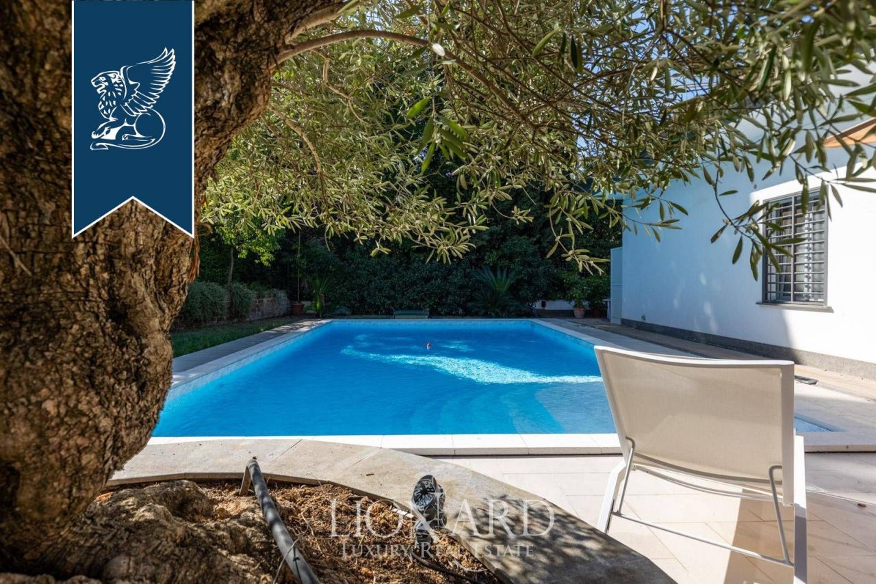 Вилла в Риме, Италия, 1 000 м² - фото 3