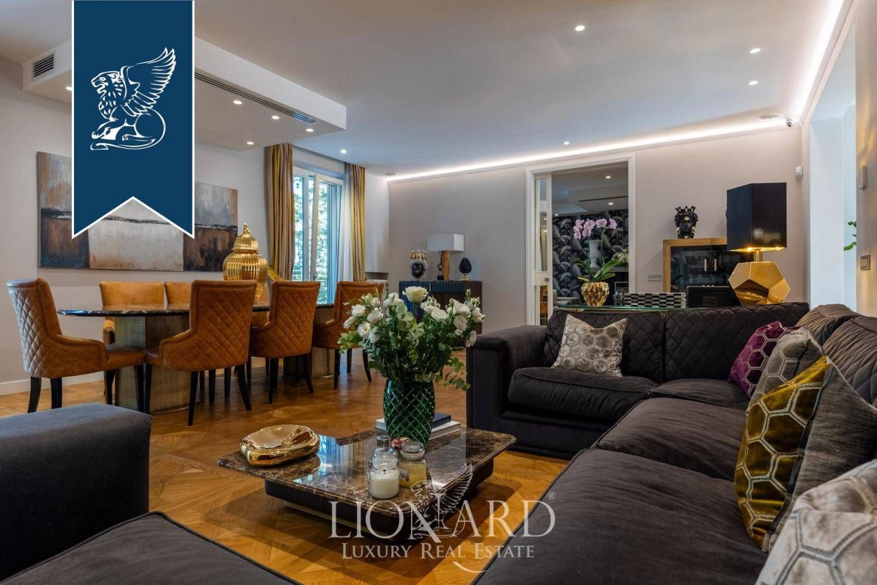 Вилла в Риме, Италия, 1 000 м² - фото 8