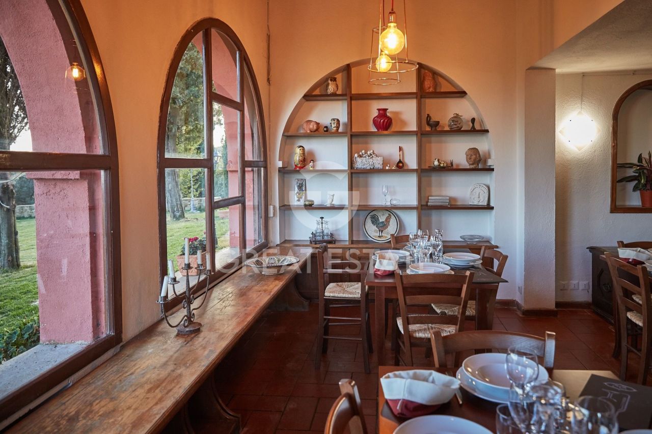 Дом Monte San Savino, Италия, 770.87 м² - фото 10