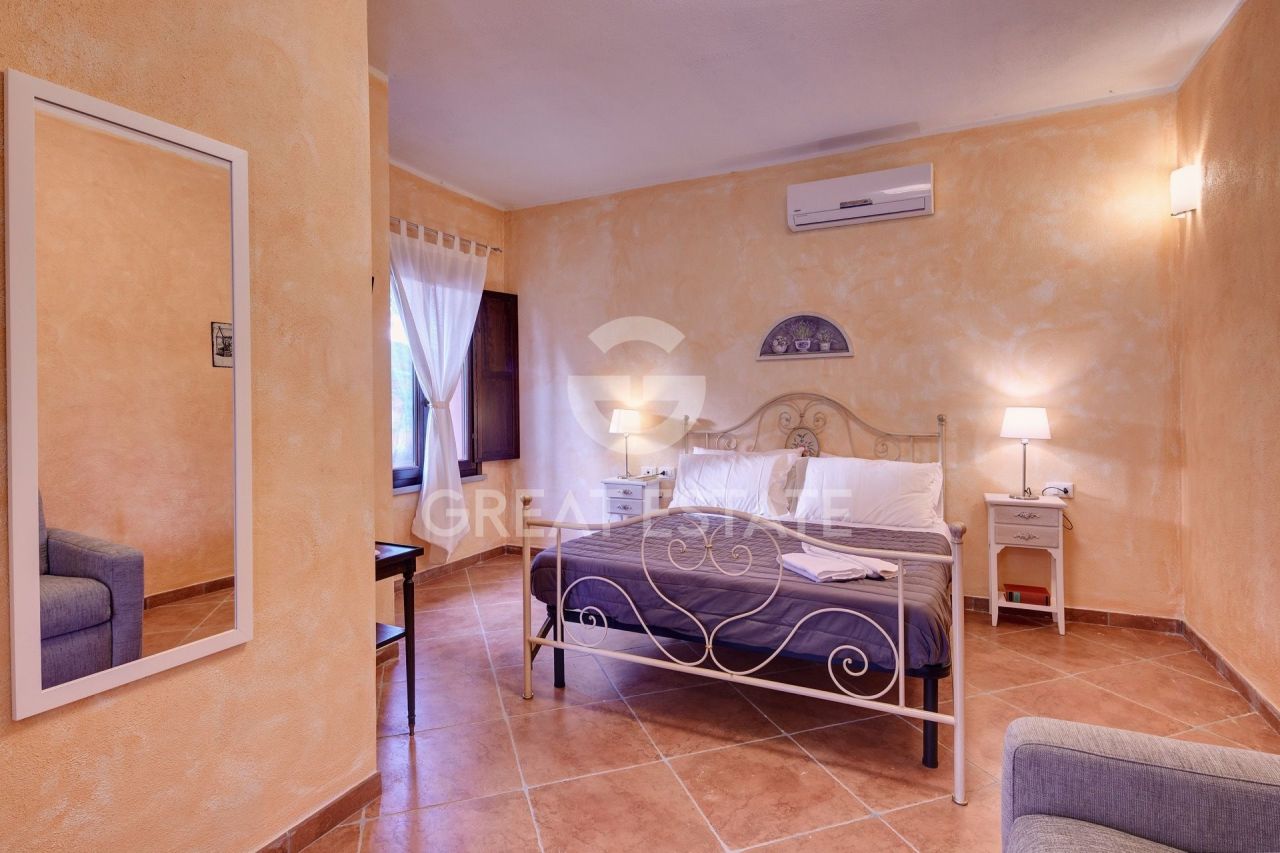 Дом Monte San Savino, Италия, 770.87 м² - фото 12