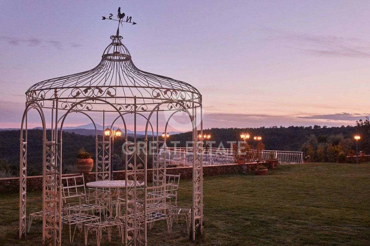 Дом Monte San Savino, Италия, 770.87 м² - фото 18