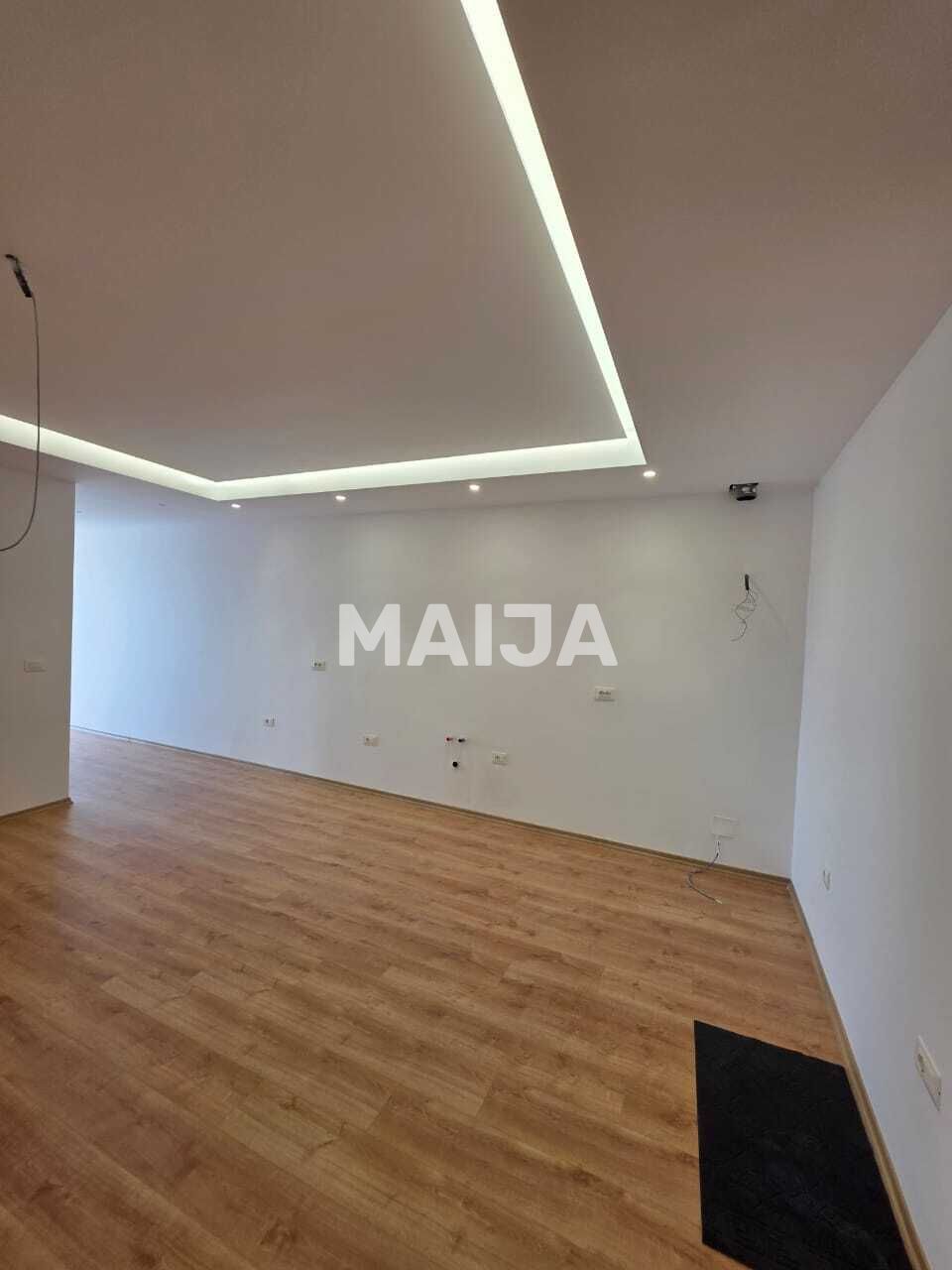 Квартира во Влёре, Албания, 77 м² - фото 2