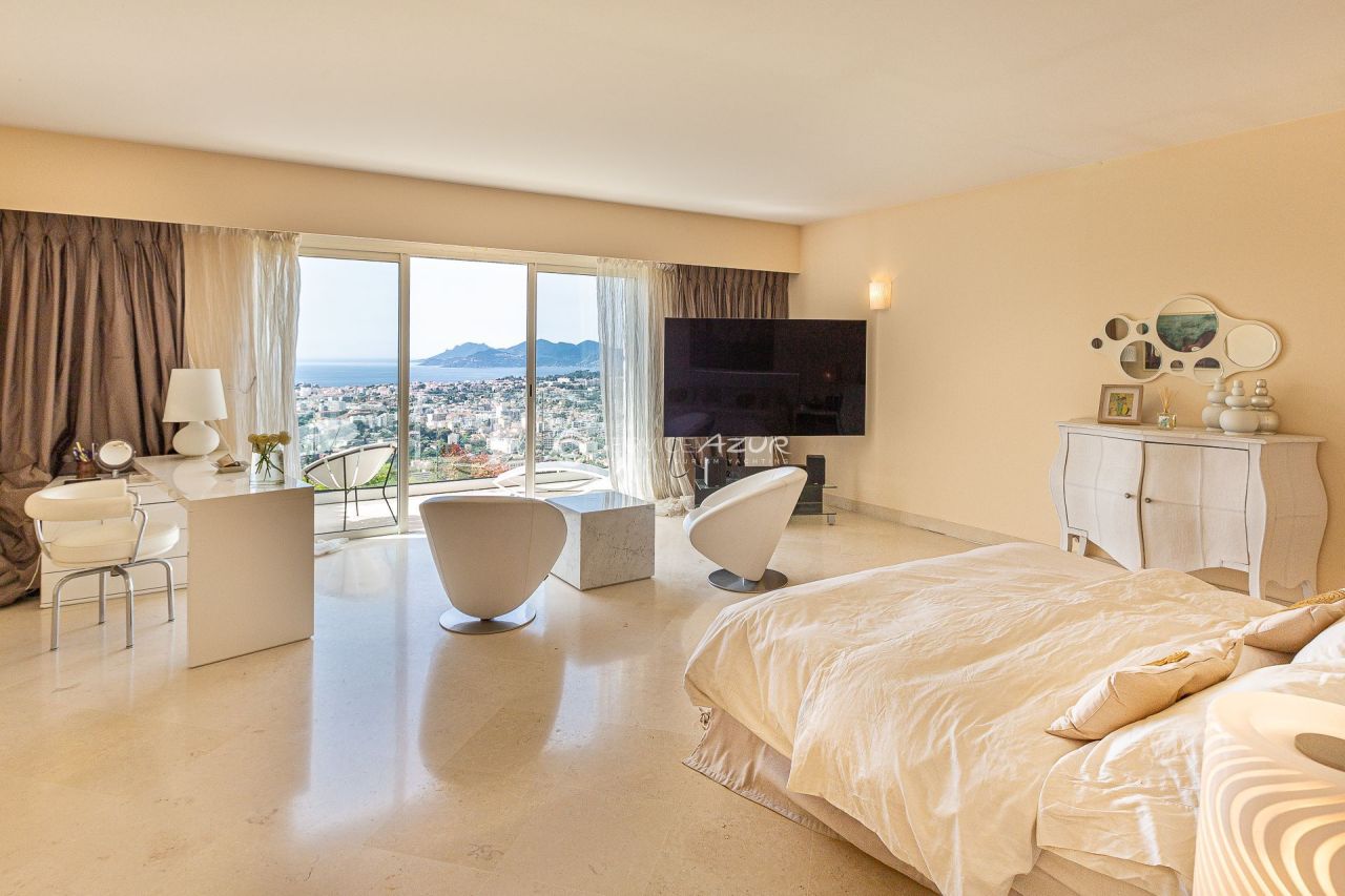 Вилла в Каннах, Франция, 400 м² - фото 12