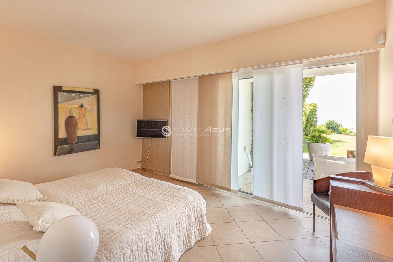 Вилла в Каннах, Франция, 400 м² - фото 16