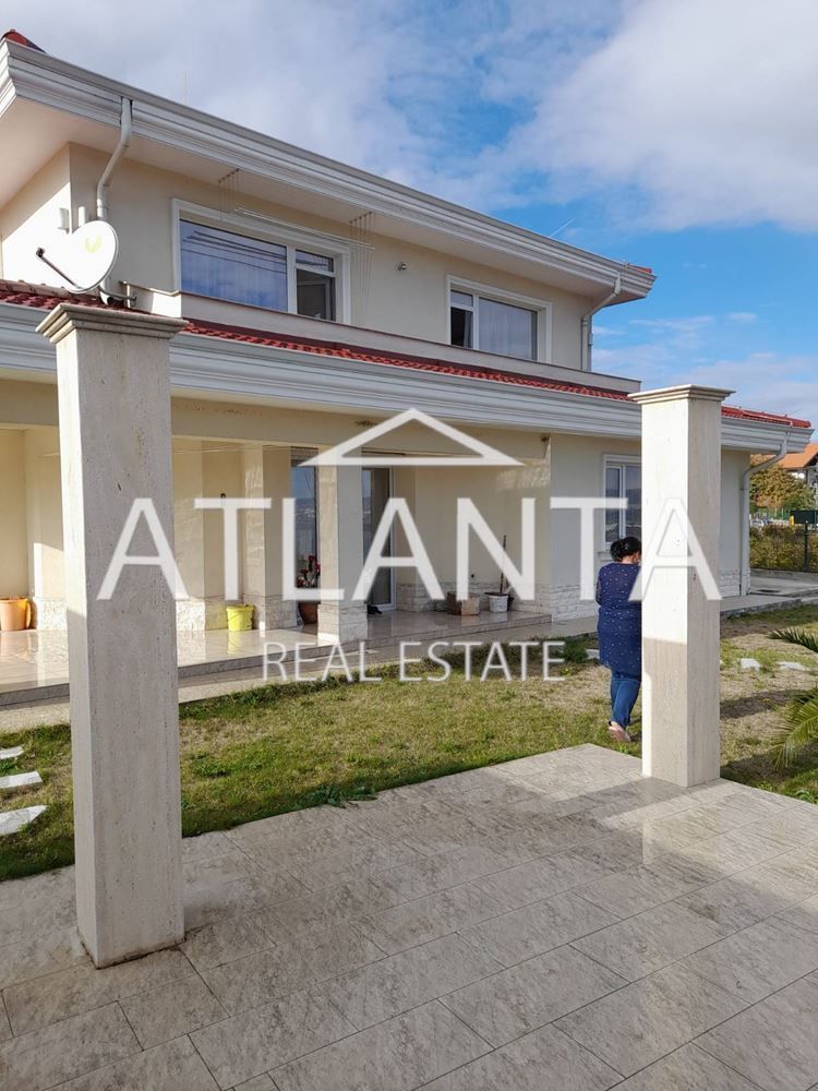 Дом в Варне, Болгария, 520 м² - фото 1