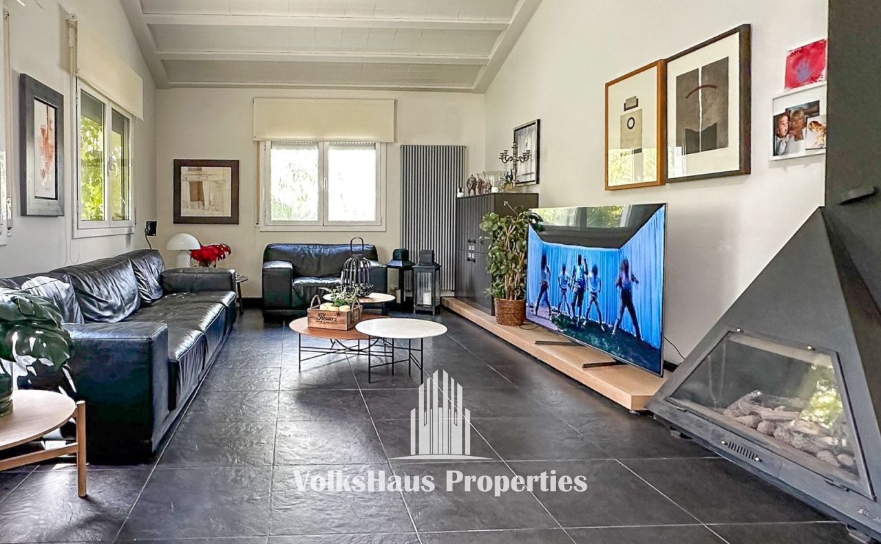 Дом в Монт-роч-дель-Кампе, Испания, 310 м² - фото 4