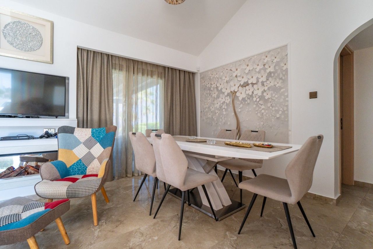 Вилла в Пафосе, Кипр, 75 м² - фото 11