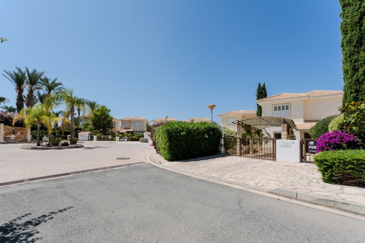 Вилла в Пафосе, Кипр, 190 м² - фото 14