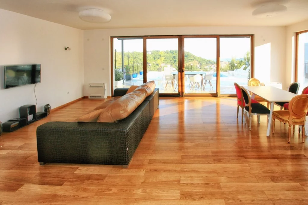 Вилла в Херцег-Нови, Черногория, 402 м² - фото 4