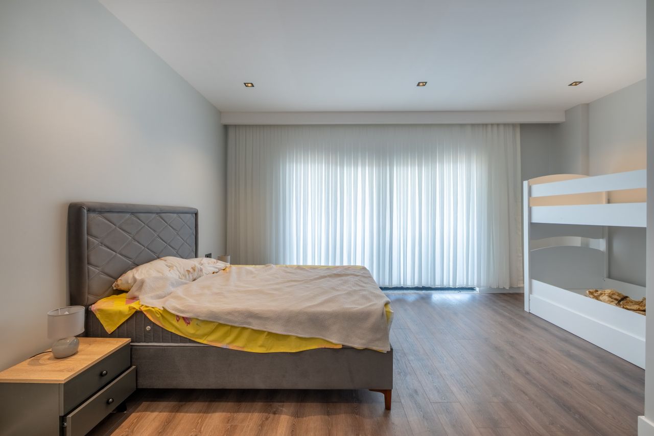 Таунхаус в Инжекуме, Турция, 290 м² - фото 12