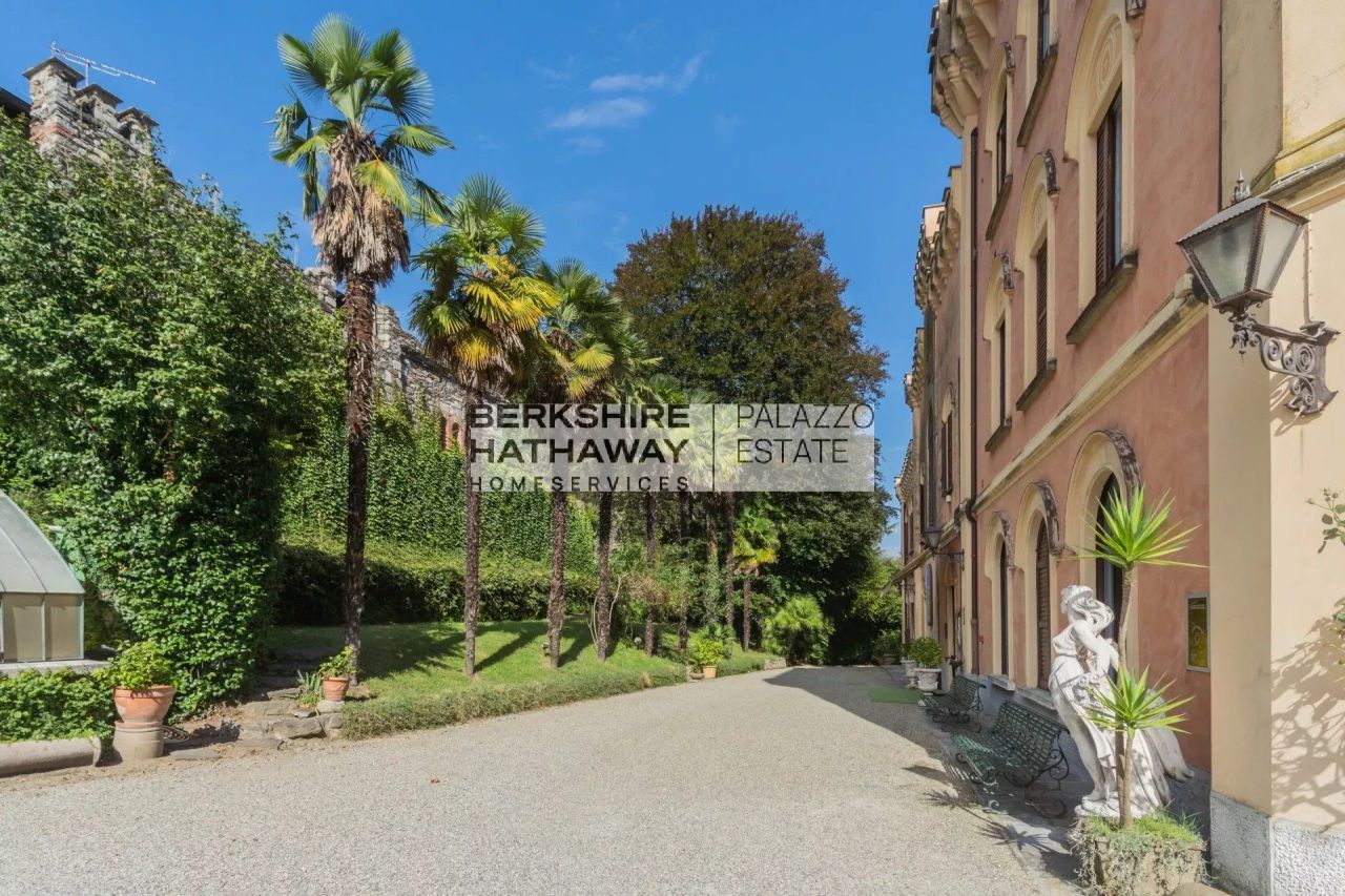 Замок в Лезе, Италия, 1 300 м² - фото 10