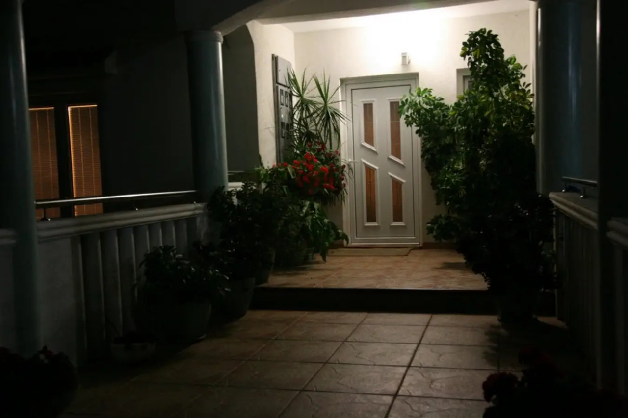 Отель, гостиница в Тивате, Черногория, 570 м² - фото 12