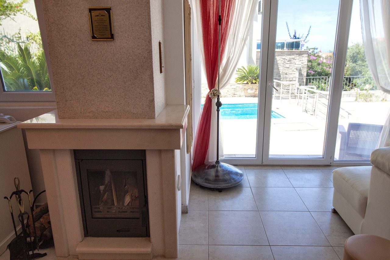 Дом в Баре, Черногория, 156 м² - фото 6