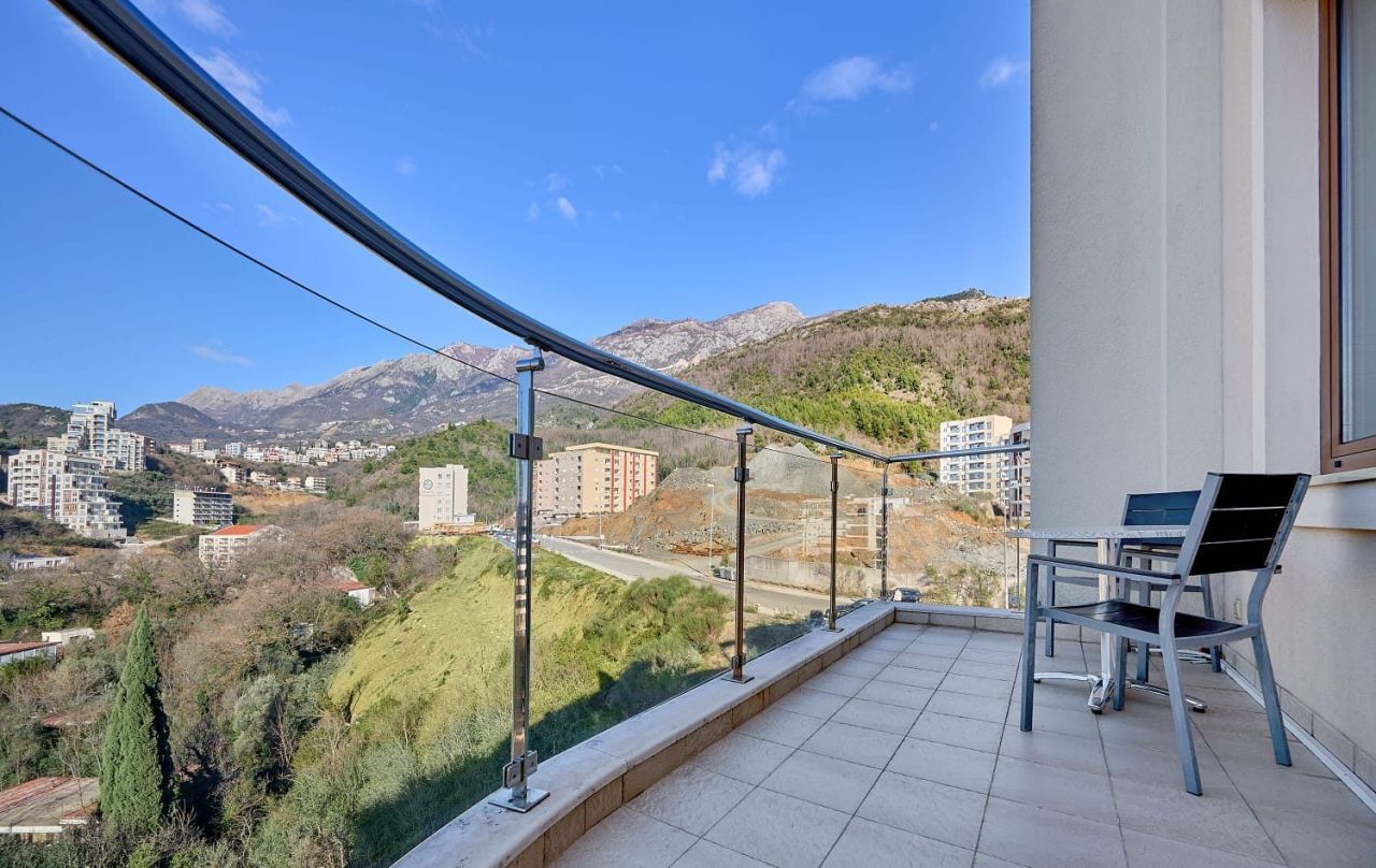 Квартира в Будве, Черногория, 53 м² - фото 10