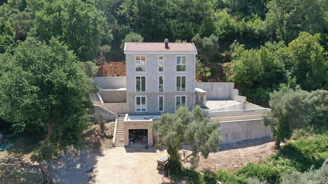 Дом в Режевичах, Черногория, 189 м² - фото 1