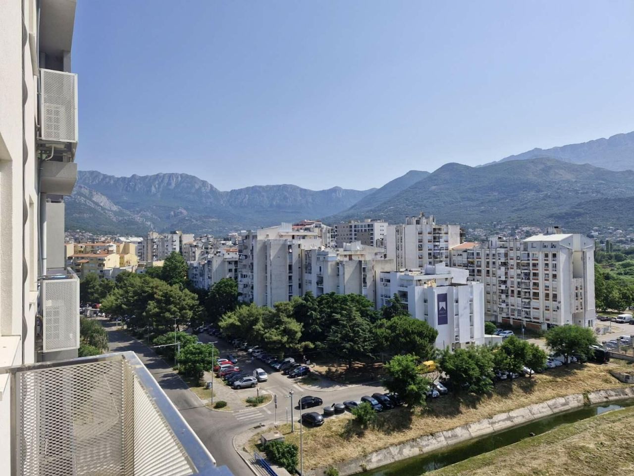 Квартира в Баре, Черногория, 52 м² - фото 9