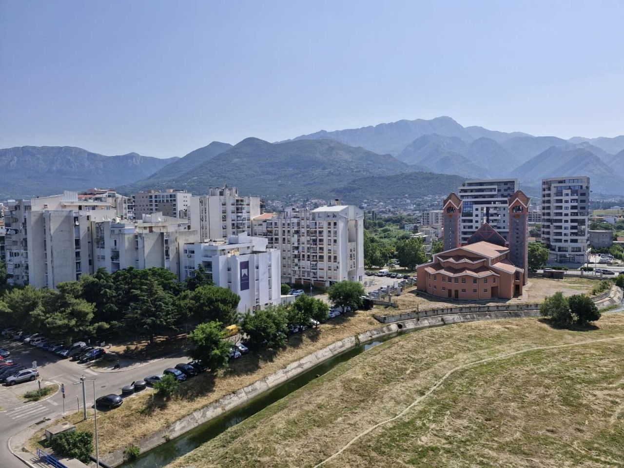 Квартира в Баре, Черногория, 52 м² - фото 10