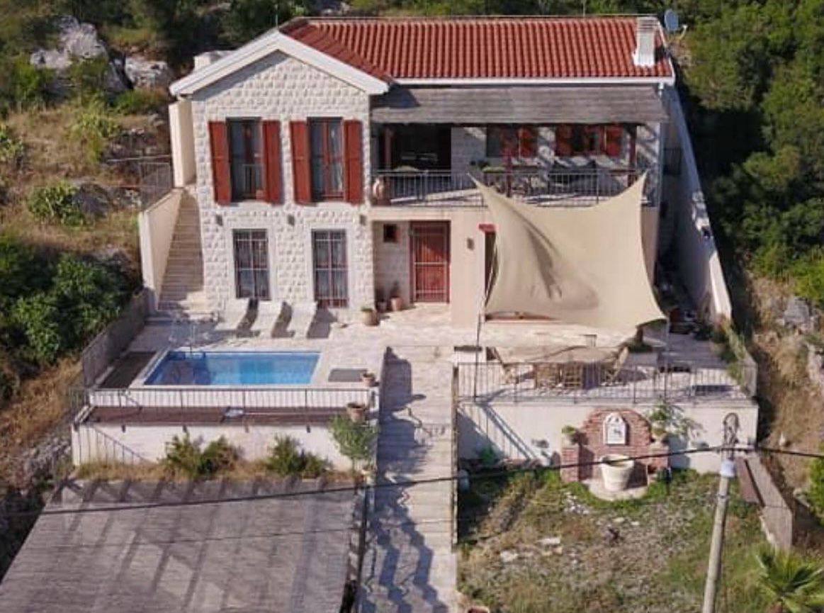 Дом в Которе, Черногория, 210 м² - фото 2