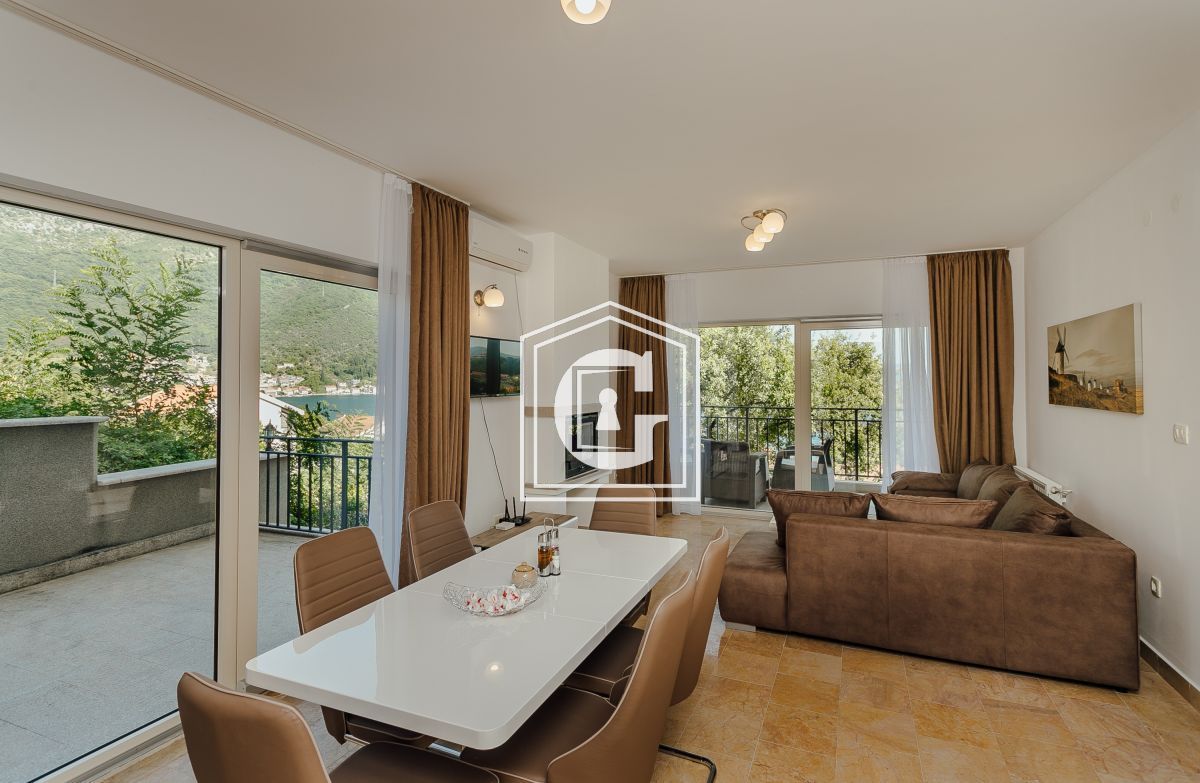 Апартаменты в Каменари, Черногория, 96 м² - фото 2