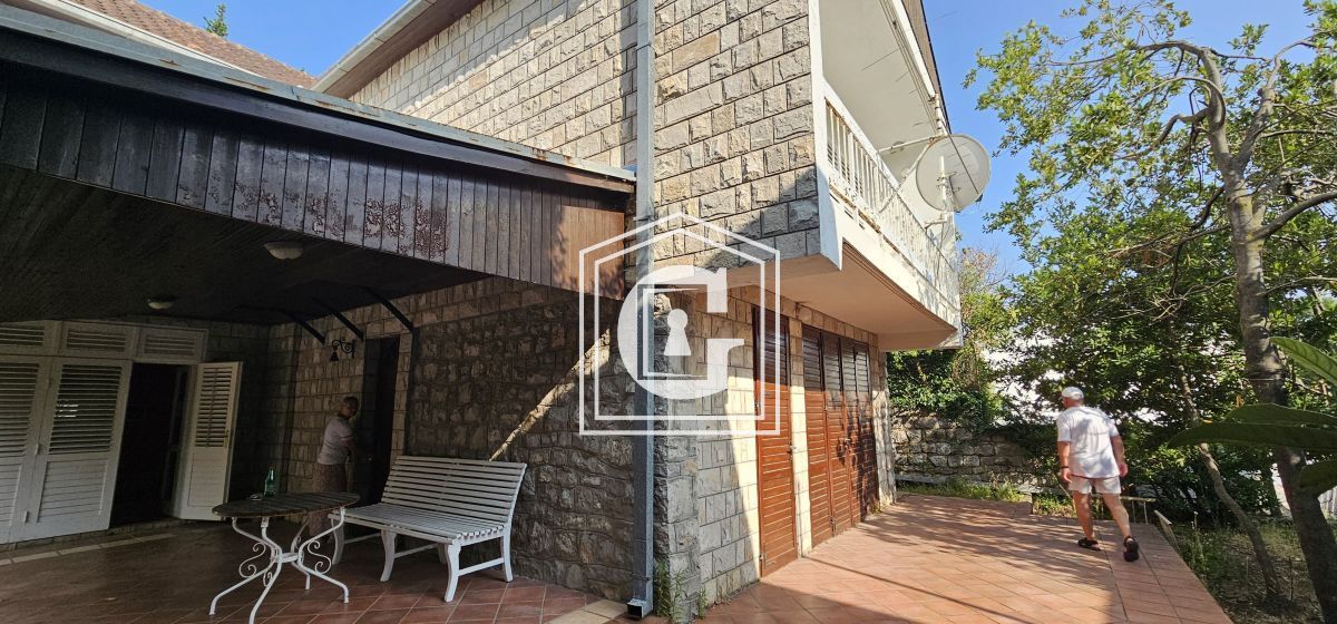 Вилла в Баре, Черногория, 142 м² - фото 2