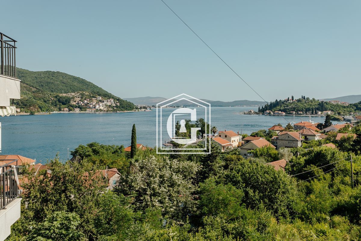 Апартаменты в Каменари, Черногория, 96 м² - фото 12