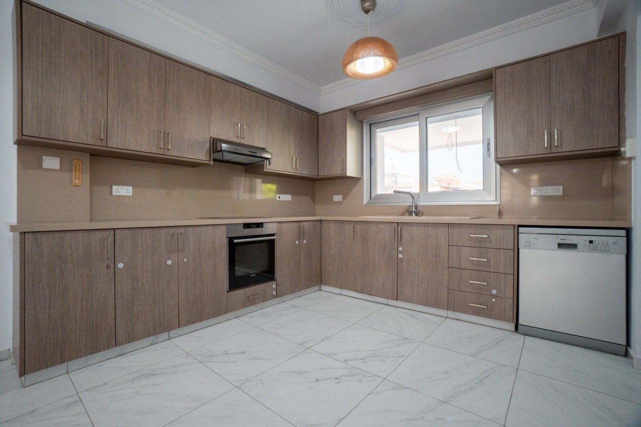Апартаменты в Пафосе, Кипр, 100 м² - фото 1