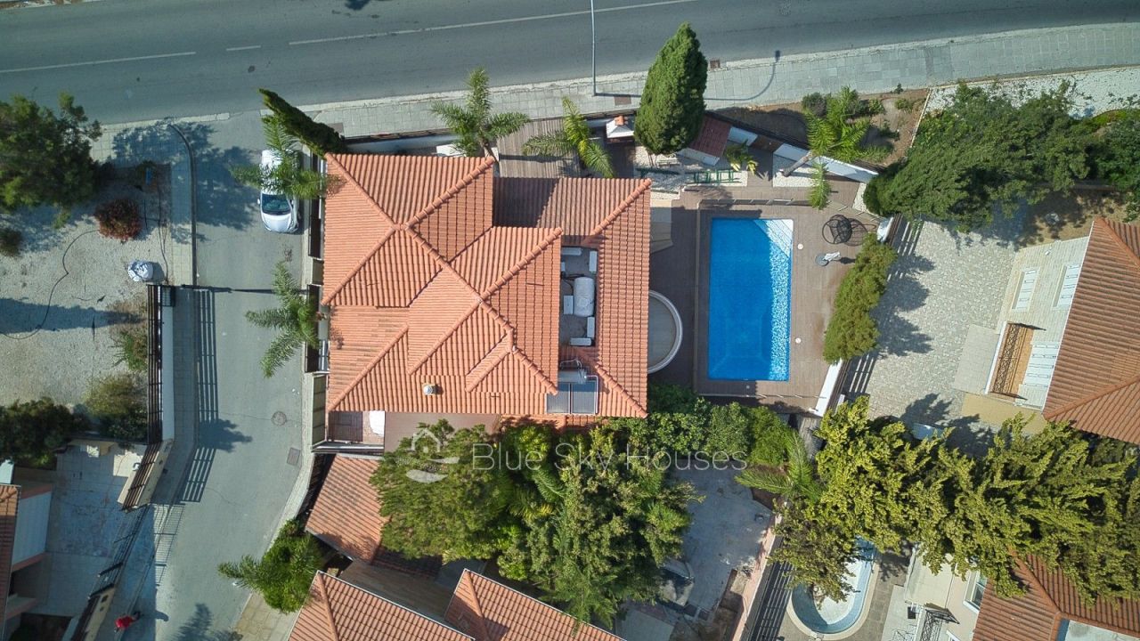 Вилла в Лимасоле, Кипр, 214 м² - фото 2