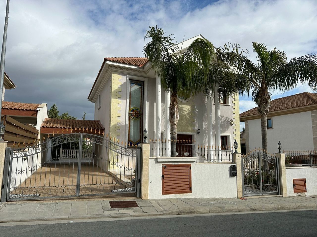 Вилла в Лимасоле, Кипр, 300 м² - фото 2