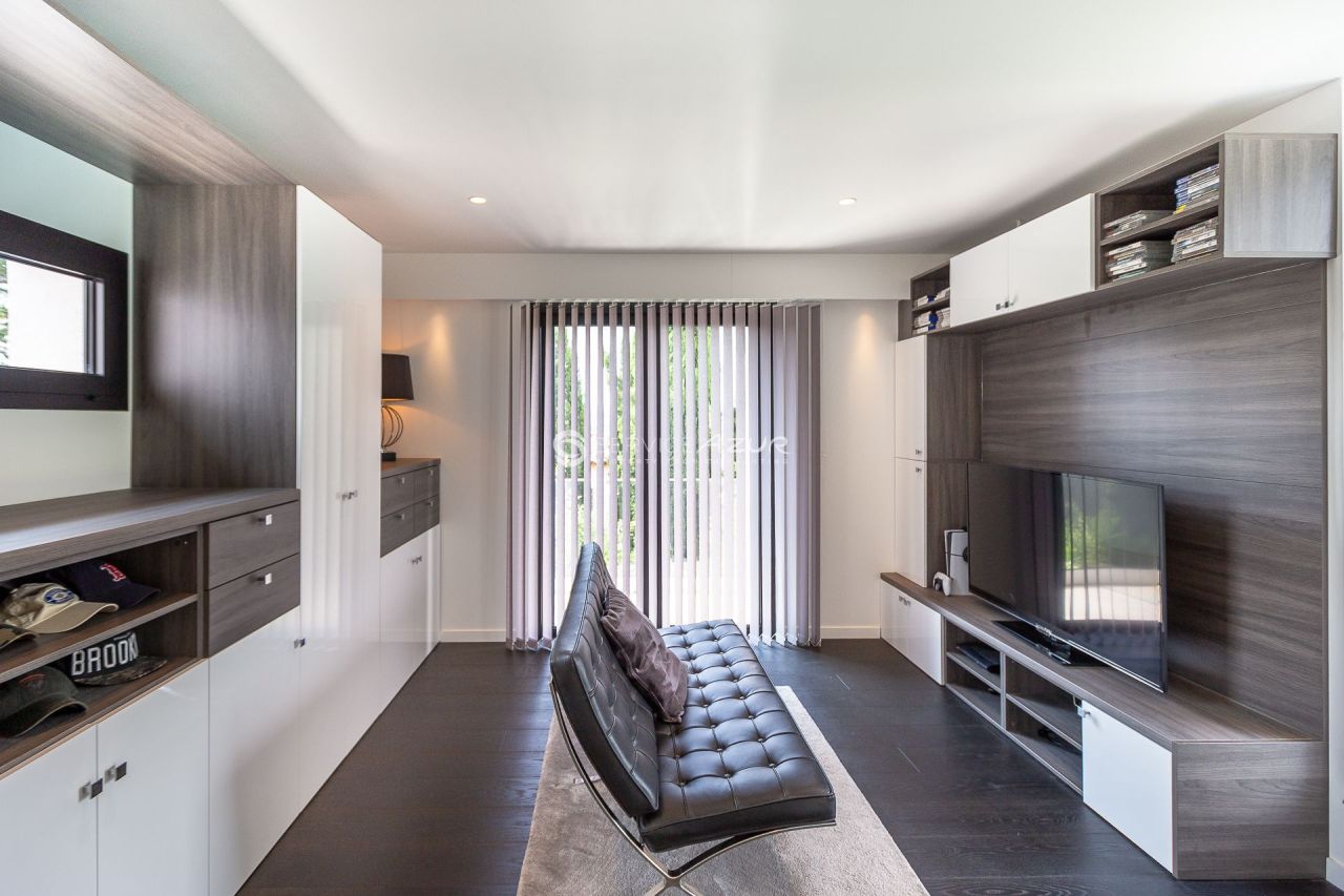 Вилла в Биоте, Франция, 400 м² - фото 16