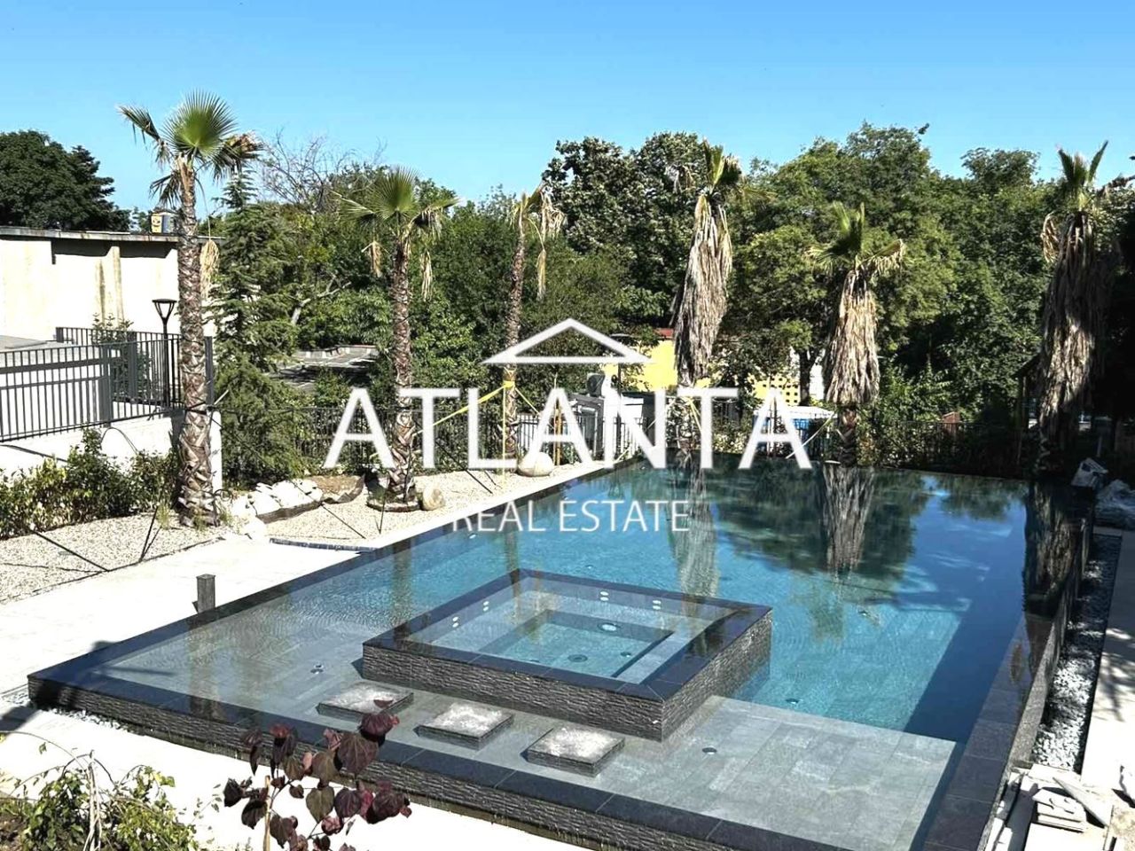 Дом в Святых Константине и Елене, Болгария, 202 м² - фото 3