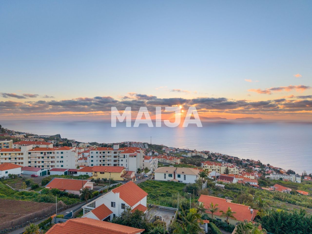 Апартаменты в Фуншале, Португалия, 74 м² - фото 1