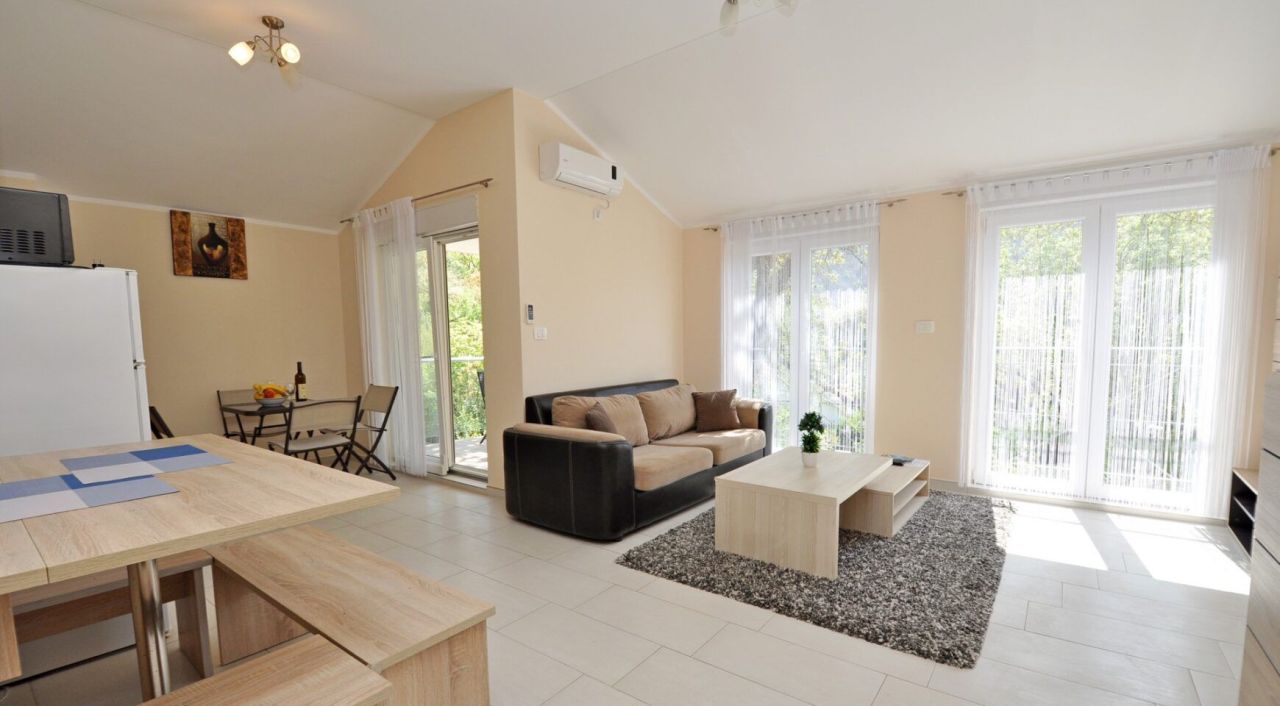 Апартаменты в Ораховаце, Черногория, 73 м² - фото 4