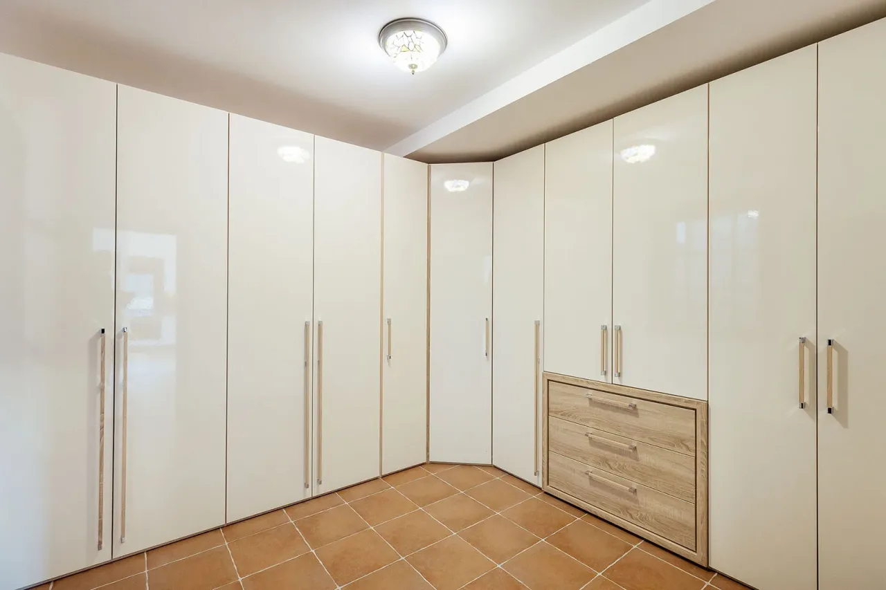 Квартира в Которе, Черногория, 103 м² - фото 4