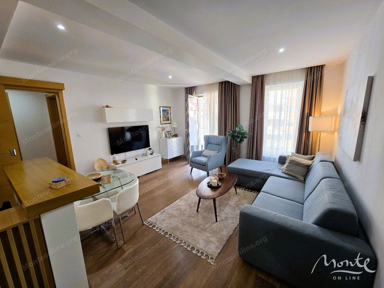 Квартира в Будве, Черногория, 57 м² - фото 1