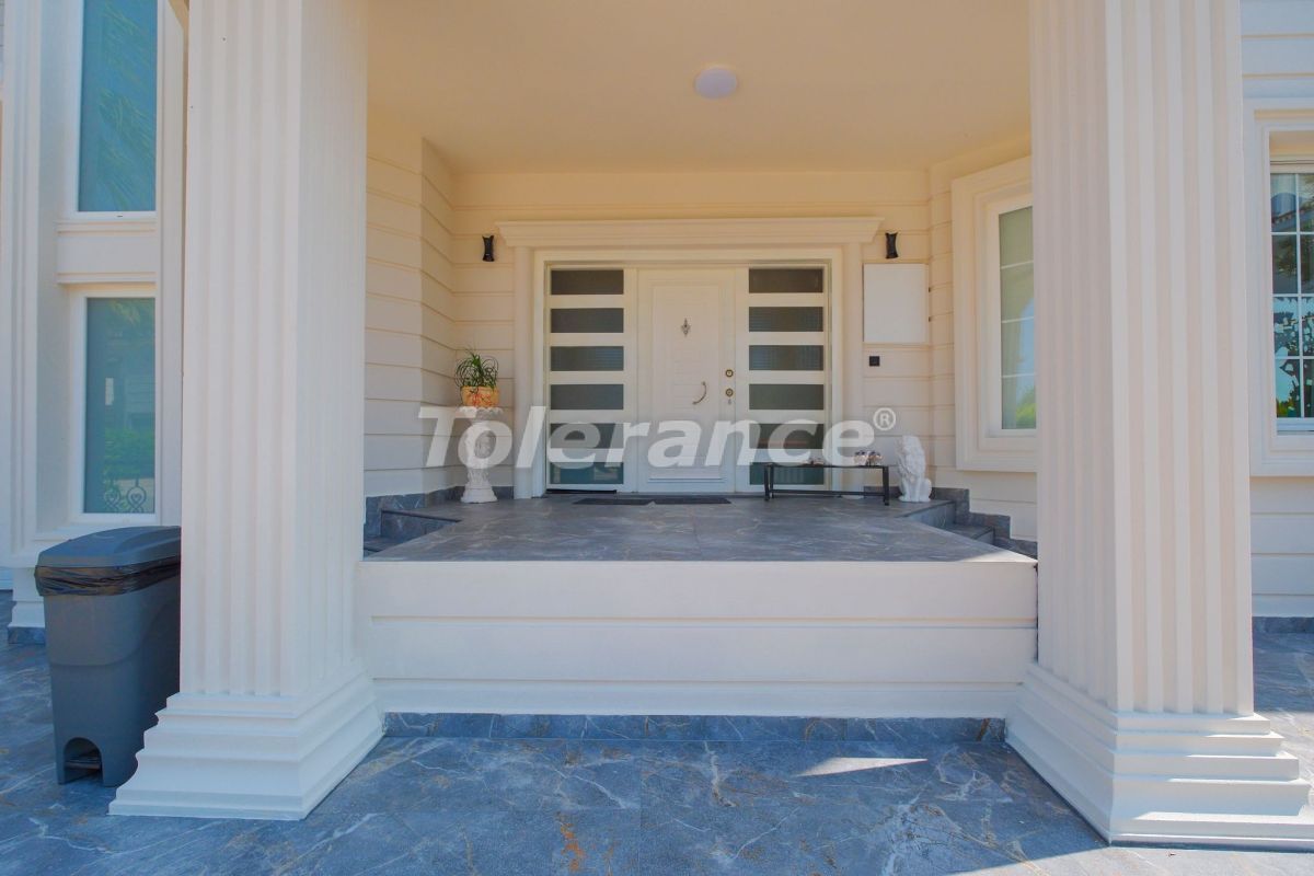 Вилла в Анталии, Турция, 350 м² - фото 3