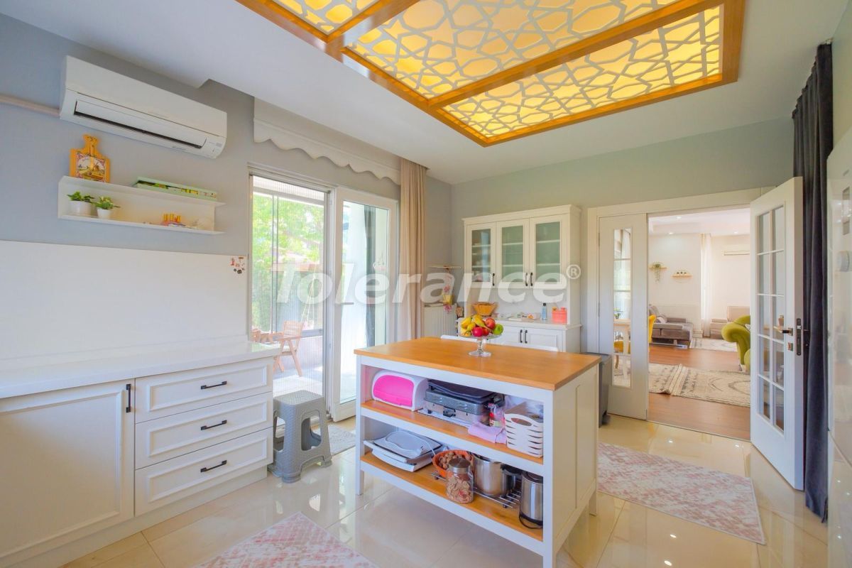 Вилла в Анталии, Турция, 350 м² - фото 11