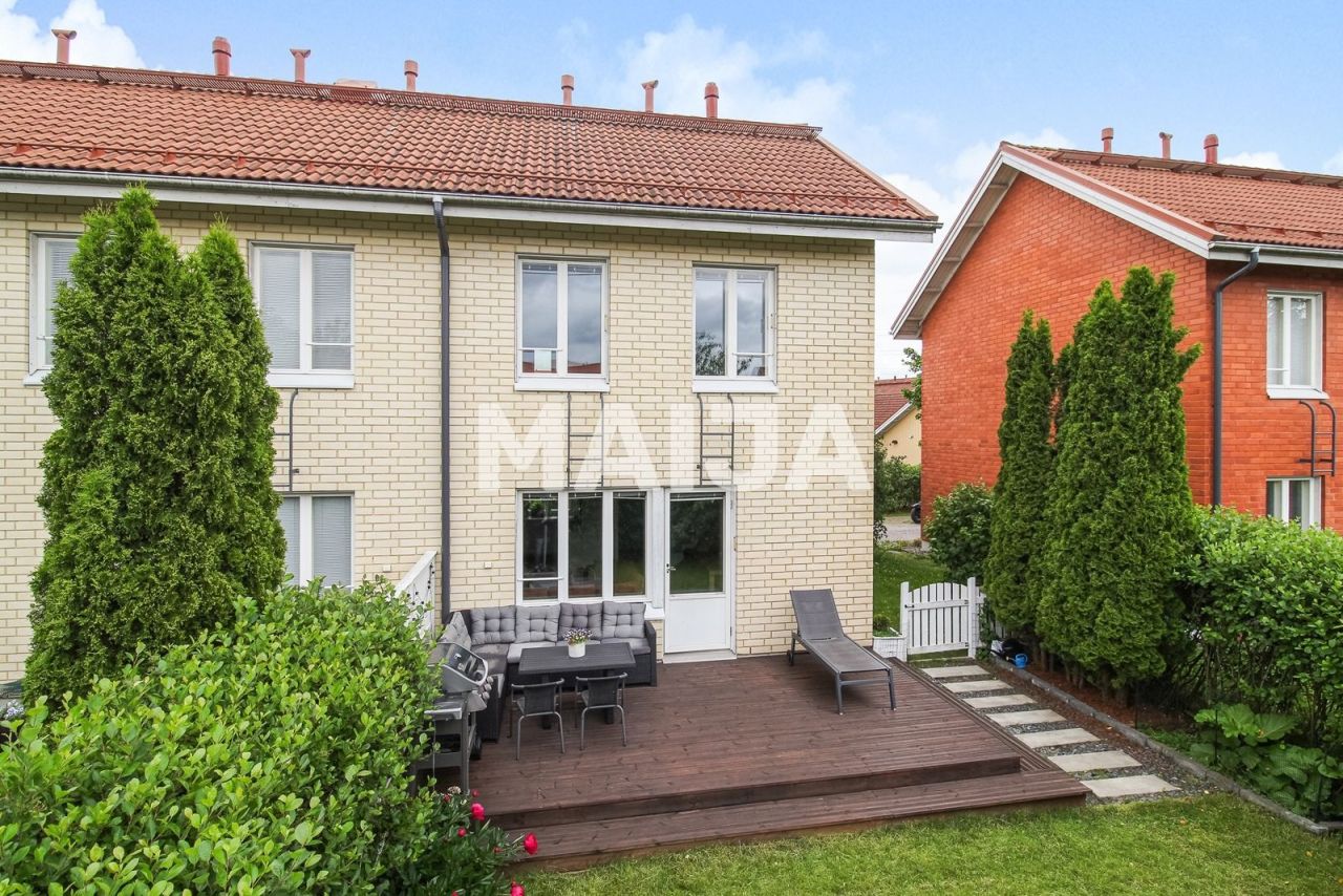 Квартира в Вантаа, Финляндия, 80.5 м² - фото 1