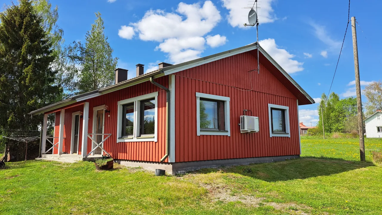 Дом в Хирвенсалми, Финляндия, 90 м² - фото 1