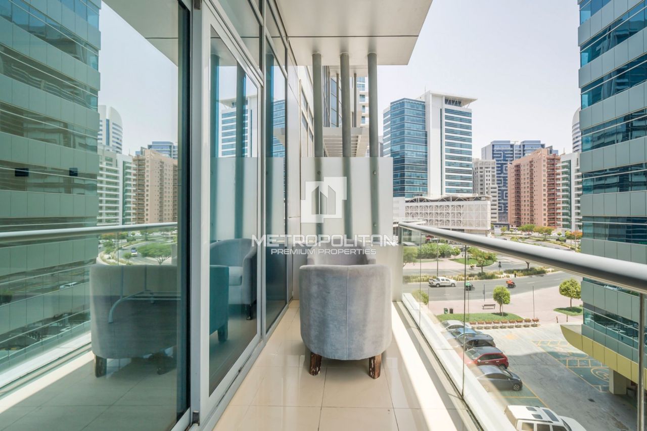 Апартаменты в Дубае, ОАЭ, 62 м² - фото 1