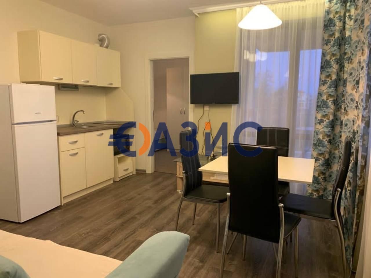 Апартаменты на Солнечном берегу, Болгария, 60 м² - фото 1