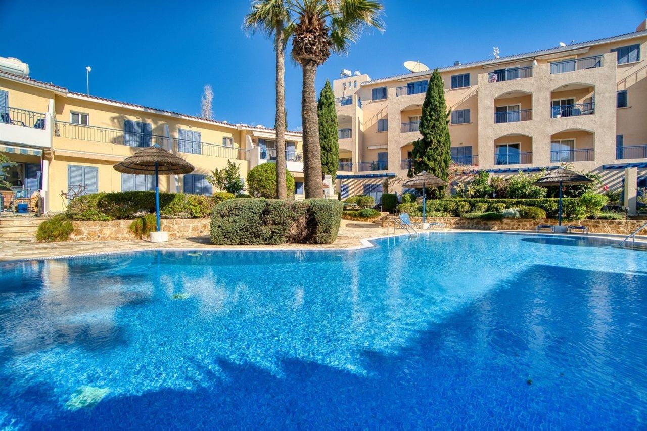 Апартаменты в Пафосе, Кипр, 73 м² - фото 1