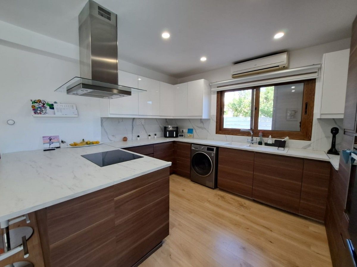 Вилла в Пафосе, Кипр, 216 м² - фото 8