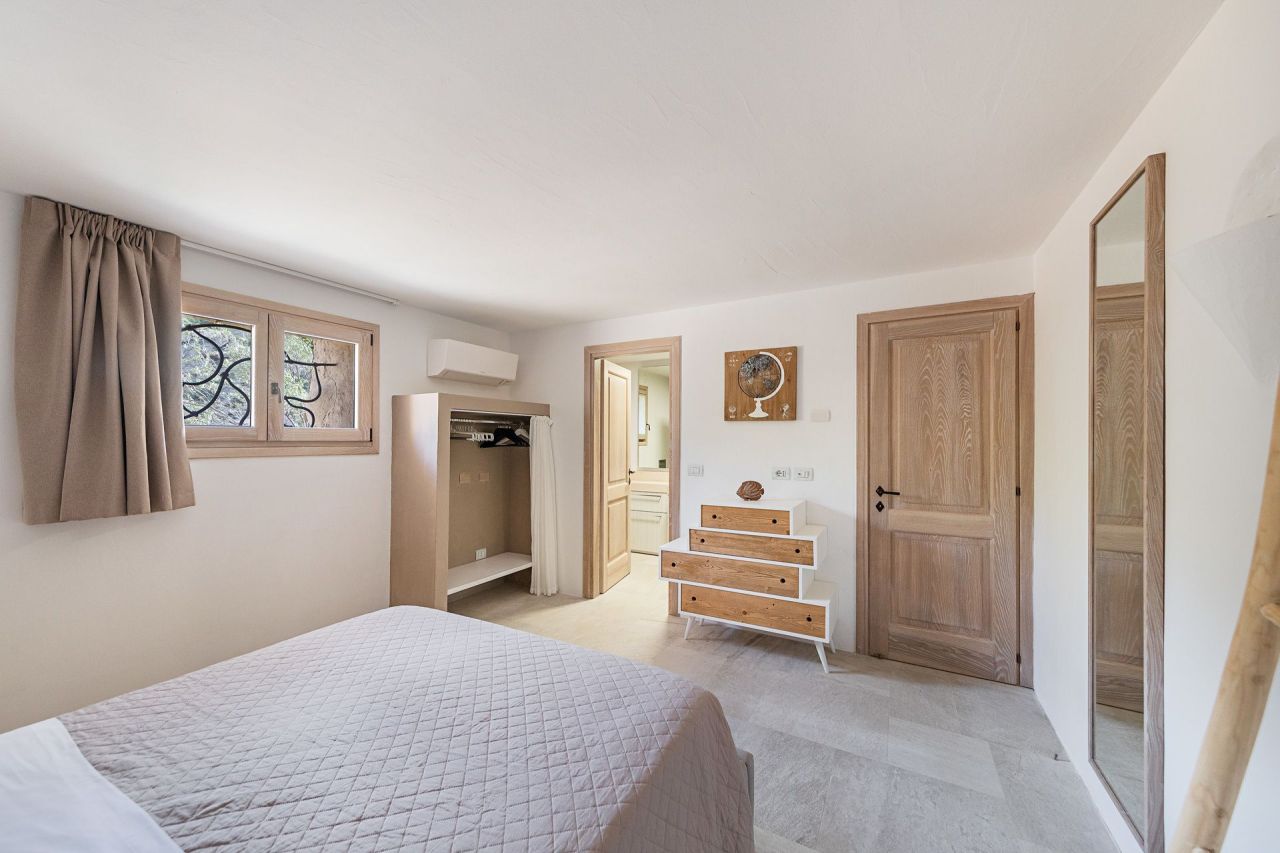 Вилла в Порто Черво, Италия, 350 м² - фото 15