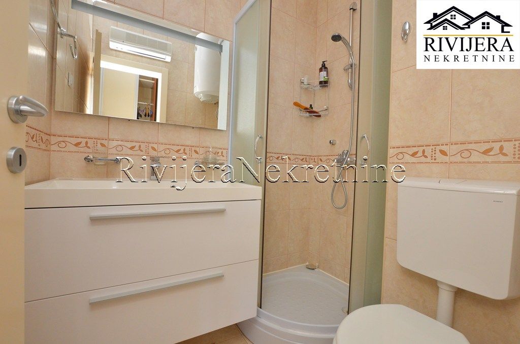 Квартира в Херцег-Нови, Черногория, 121 м² - фото 5