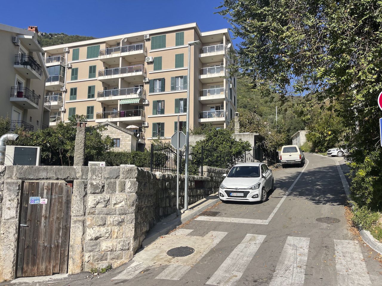 Квартира в Бечичи, Черногория, 68 м² - фото 1