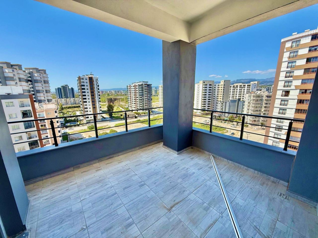 Квартира в Мерсине, Турция, 95 м² - фото 1