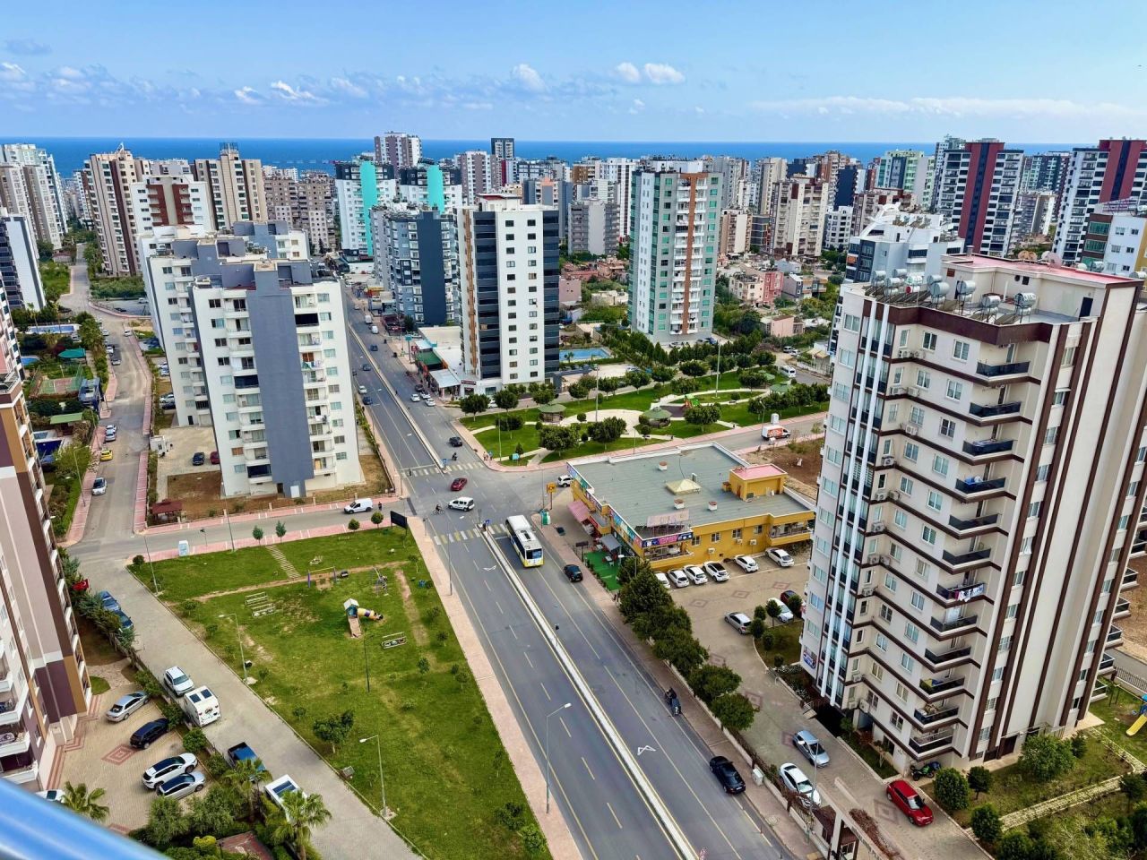 Квартира в Мерсине, Турция, 280 м² - фото 1