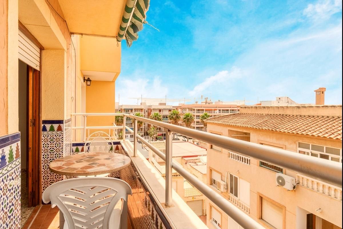 Квартира в Торревьехе, Испания, 101 м² - фото 1